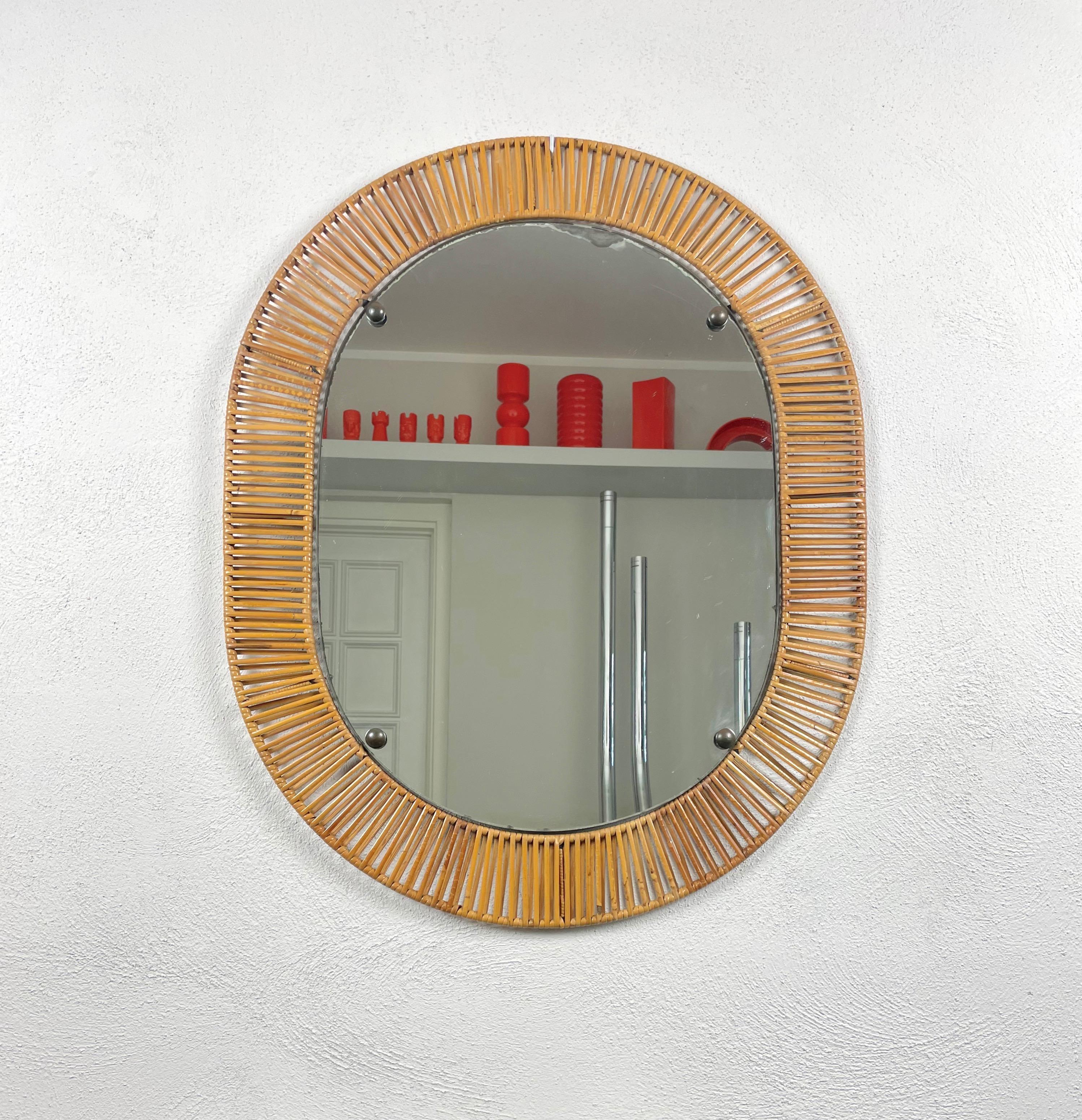 Oval Wall Mirror in Rattan & Iron, Italy, 1960s In Good Condition In Rome, IT