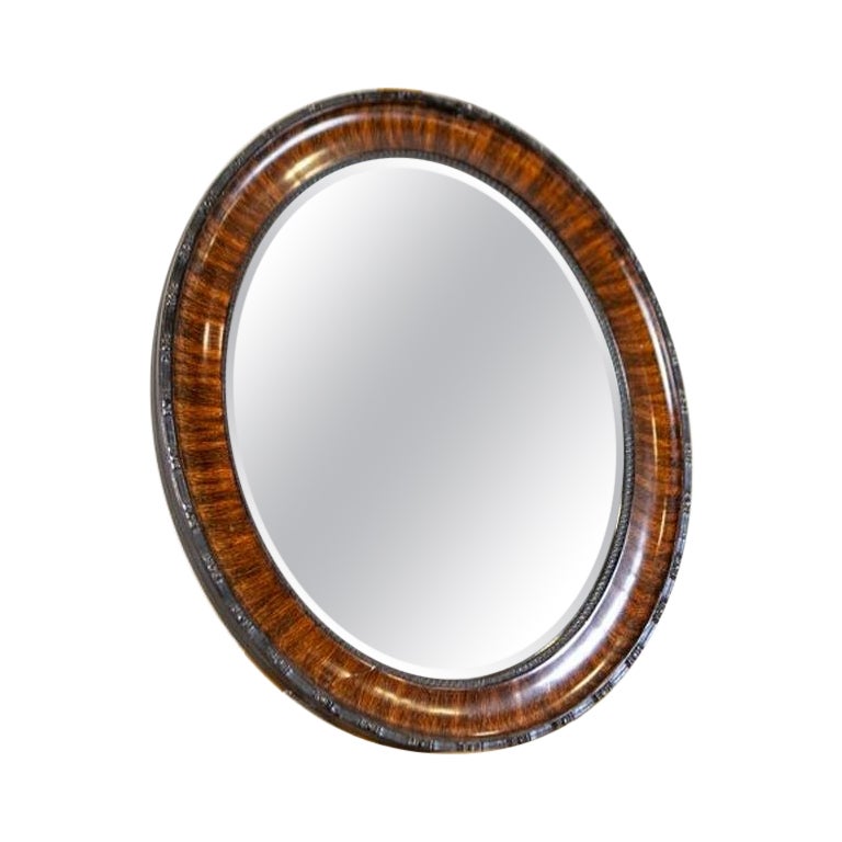 Espejo de pared ovalado con marco de madera blanda, principios del siglo XX - Estilo victoriano en venta