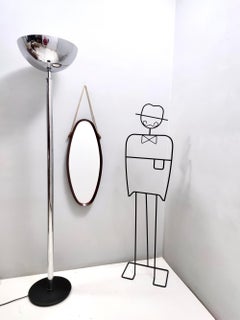 Specchio da parete ovale con cornice in faggio ebanizzato e corda in nylon, Italia