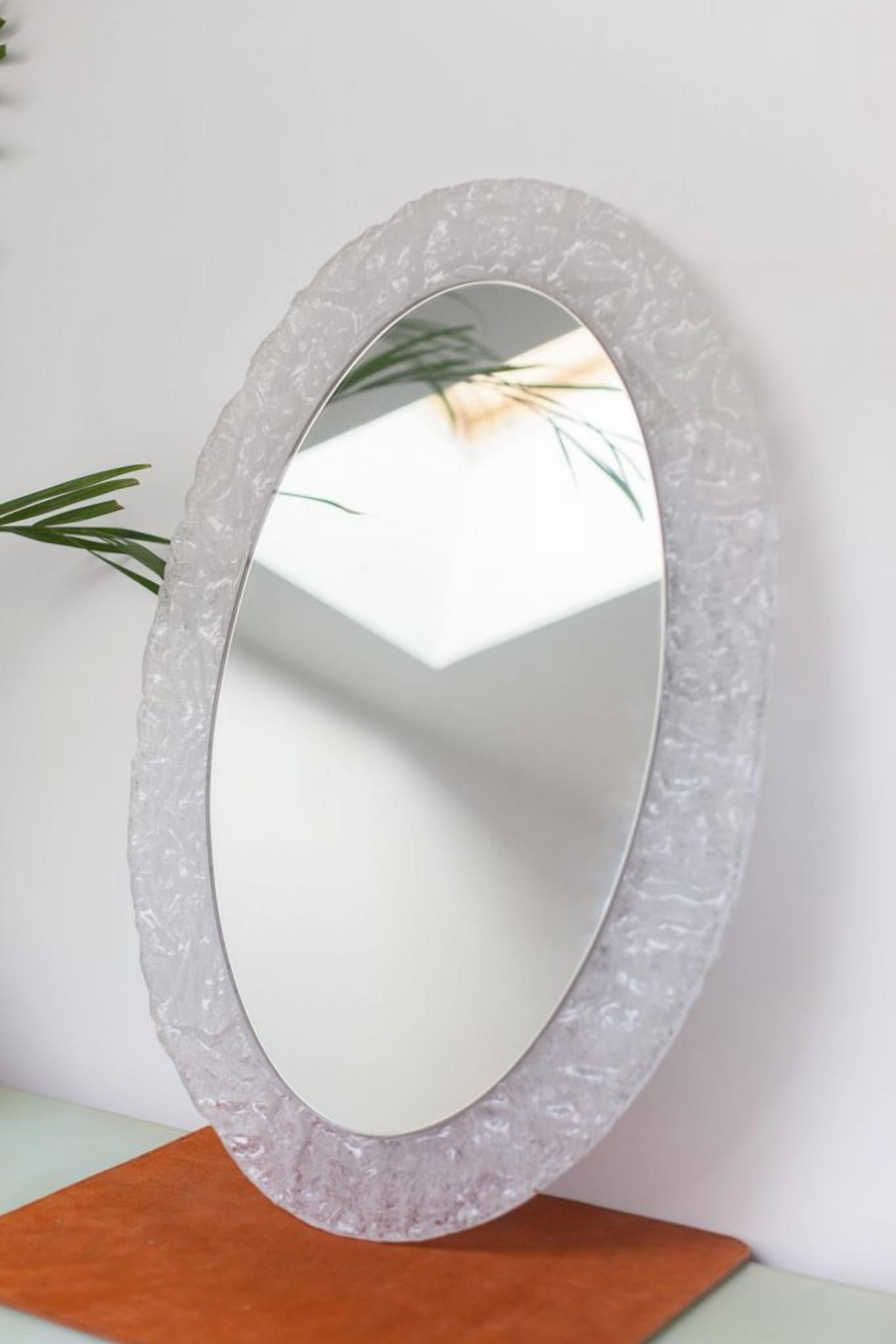 Mid-Century Modern Oval Wall Mirror with Transparent and Textured Lucite Frame by Hustadt Leuchten For Sale