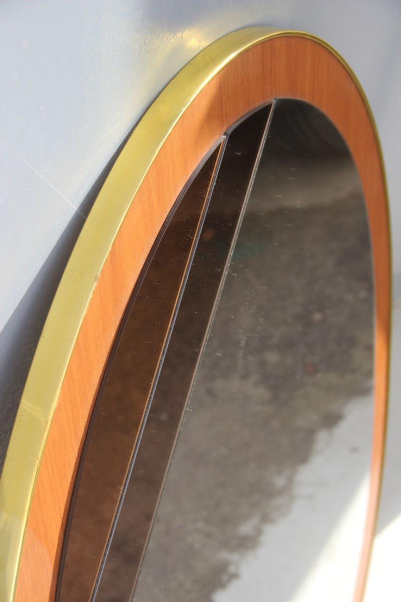 Oval Wall Mirror Wood Aluminum Golden Crystal Different Color, Italian, 1960 In Good Condition For Sale In Palermo, Sicily