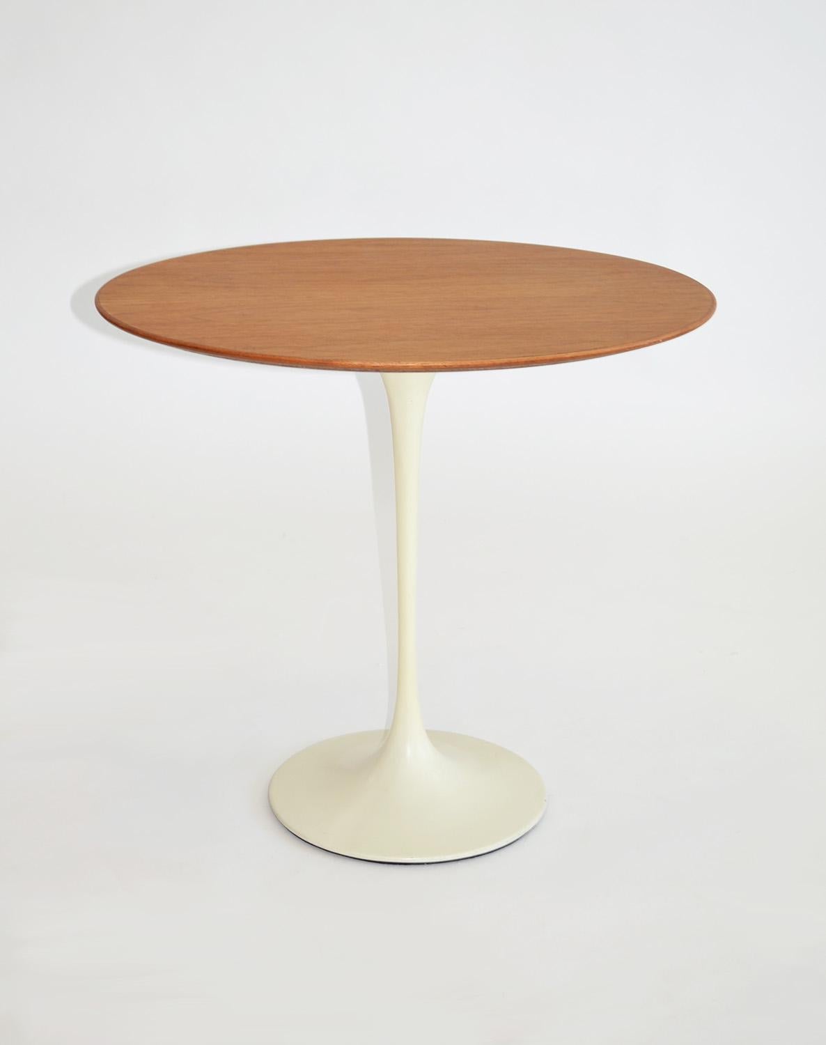 Oval Walnut Tulip side table Saarinen for Knoll 1960s. Iconic design purchased c. 1966 (see copy of original sales receipt). Original condition.