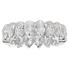 Ovales weißes Diamant Eternity Band