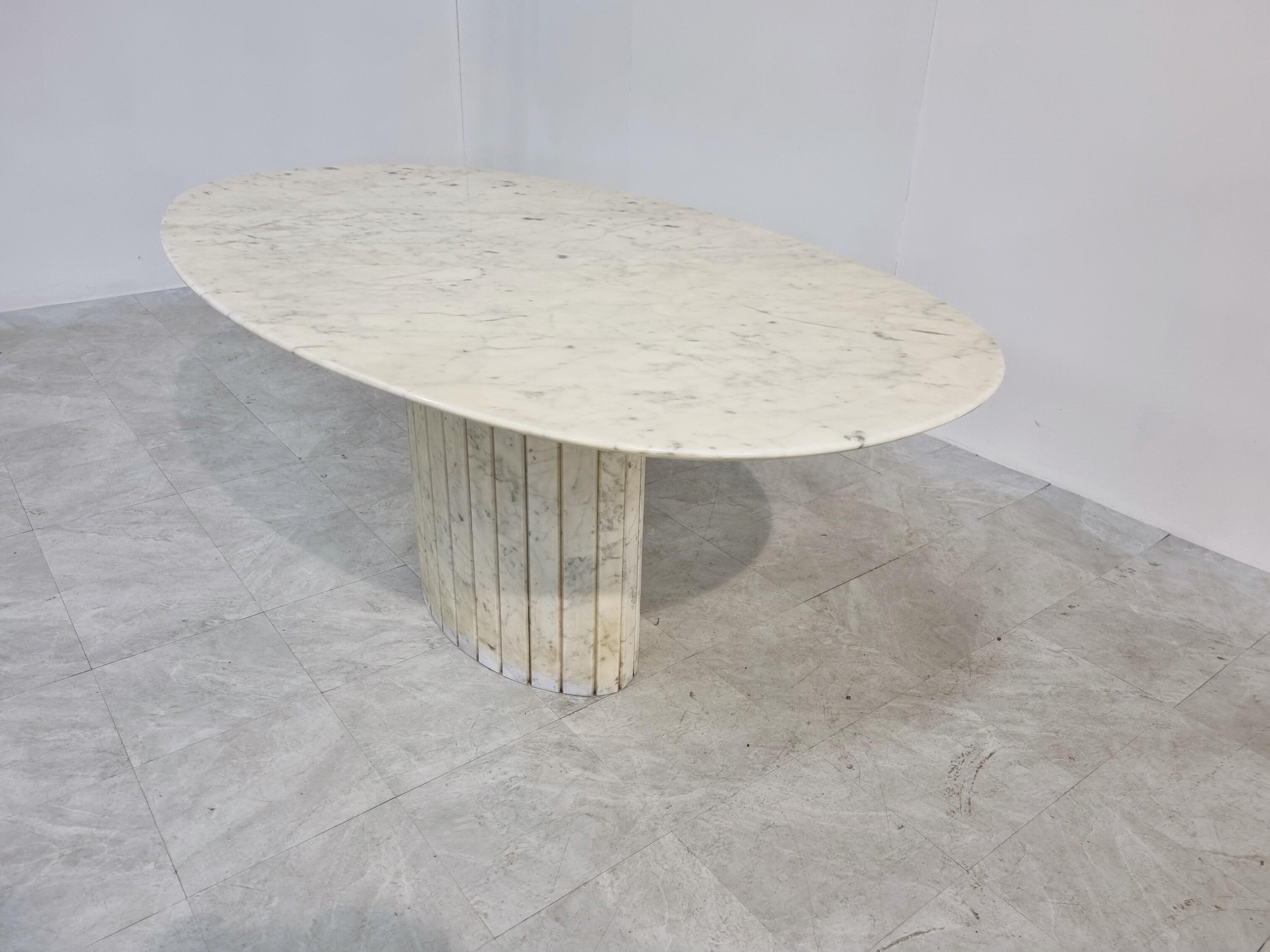 Oval White Marble Dining Table, 1970s 1