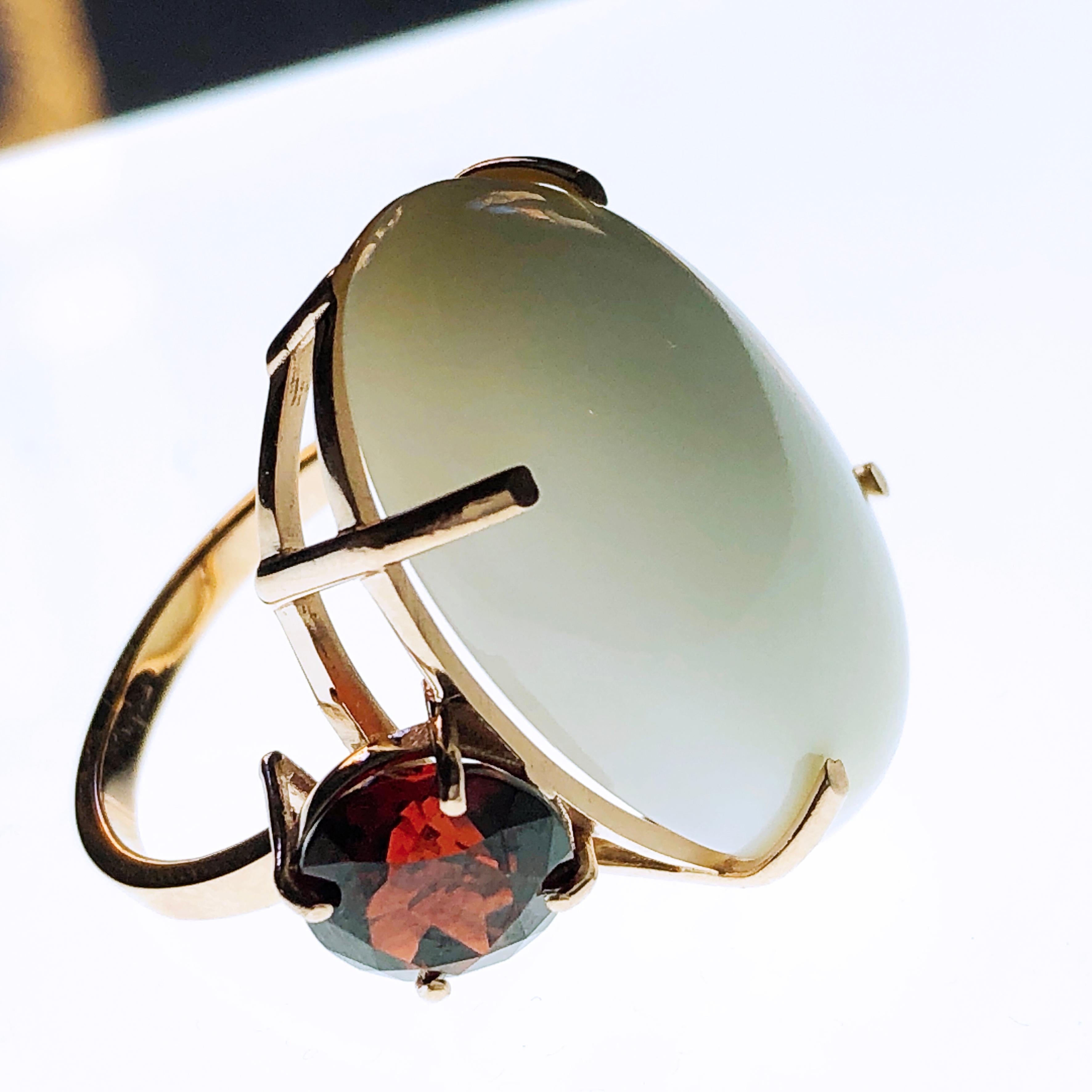 Berca Oval White Opal Cabochon Round Red Garnet Rose Gold Setting Cocktail Ring In New Condition In Valenza, IT