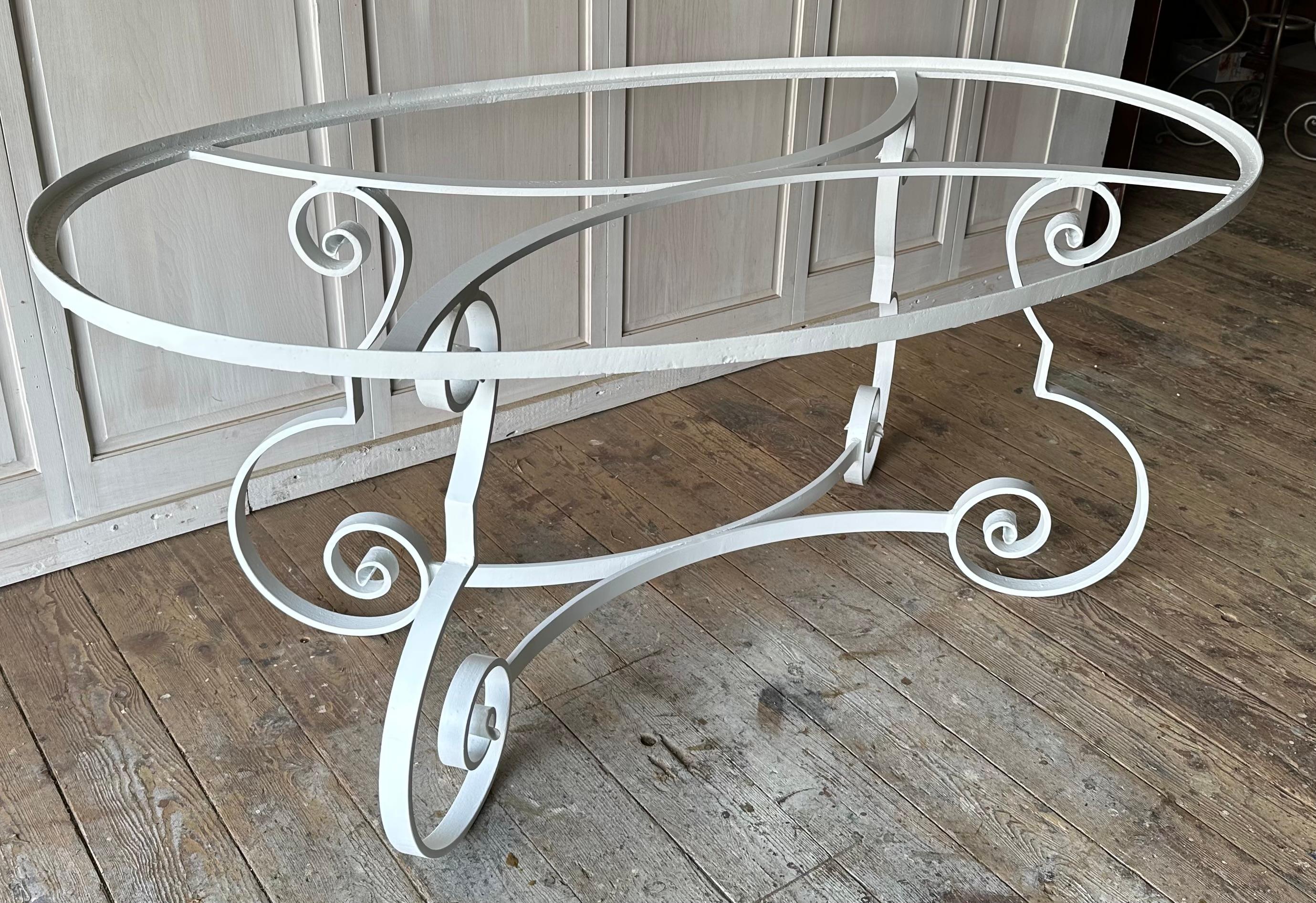 Oval White Painted Midcentury Patio/Porch Garden Dining Table Base In Good Condition For Sale In Sheffield, MA
