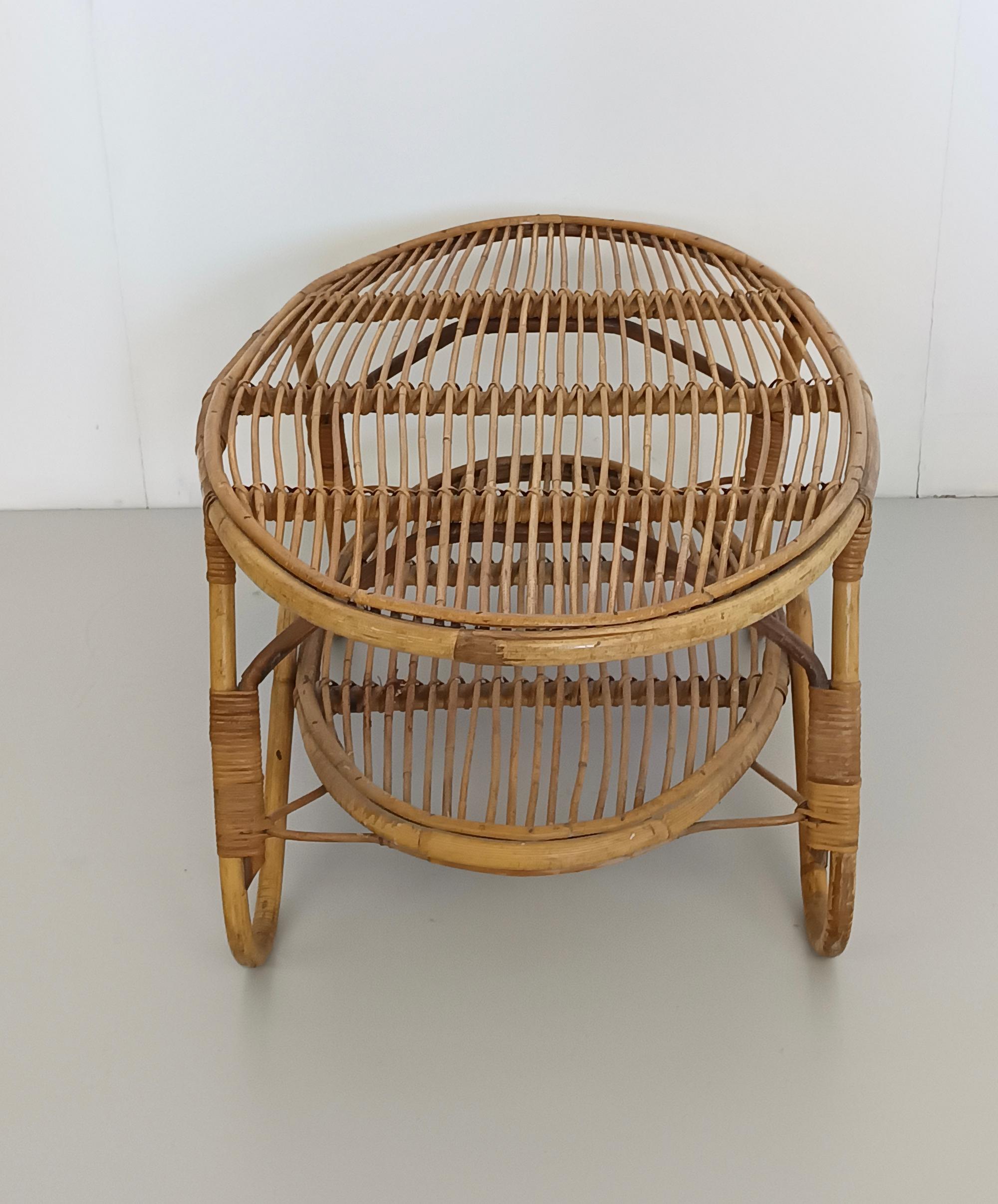 Ovaler Couchtisch aus Korbweide mit niedrigem Regal, Tito Agnoli, Italien im Angebot 2