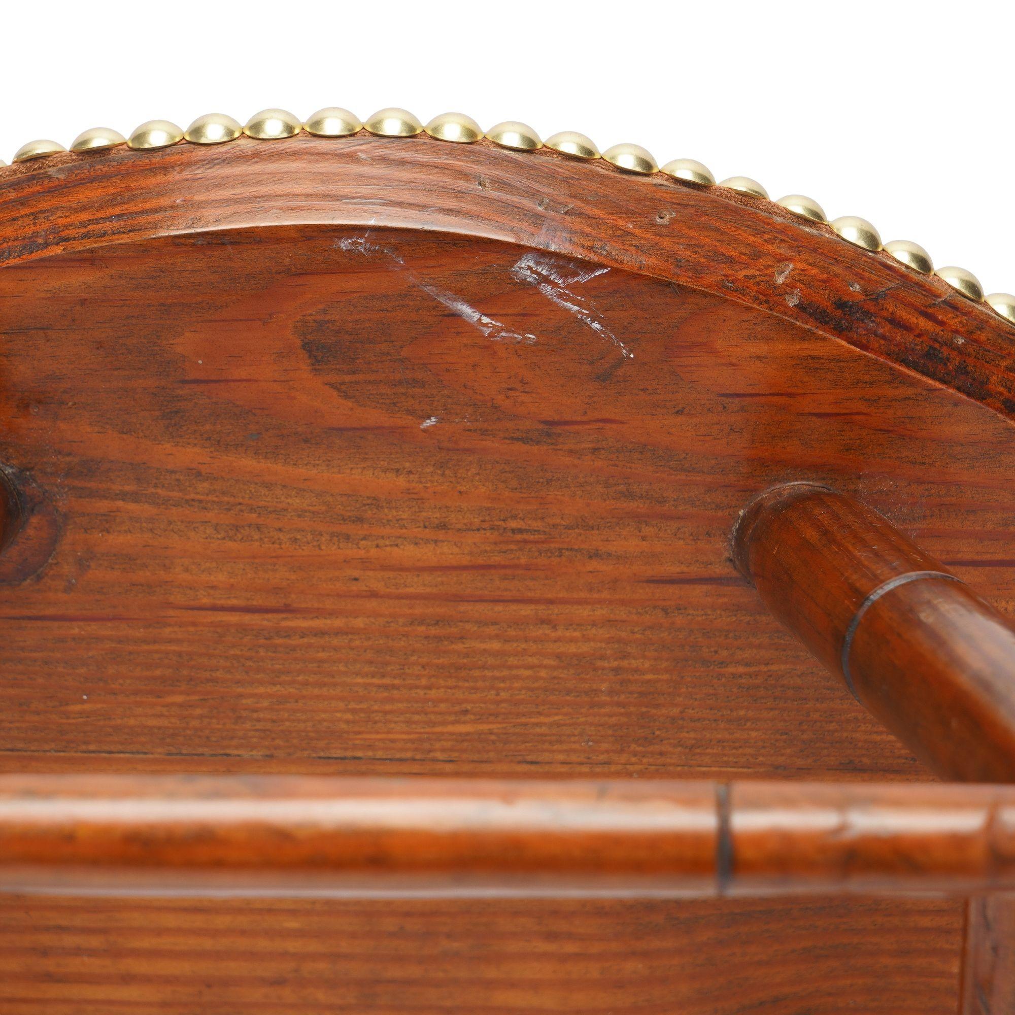 Taburete Windsor ovalado con asiento de cuero, c. 1825-50 en venta 4