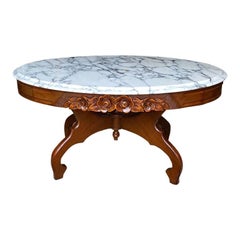 Table basse ovale en bois et marbre avec motif de rose par Victorian Furniture Company