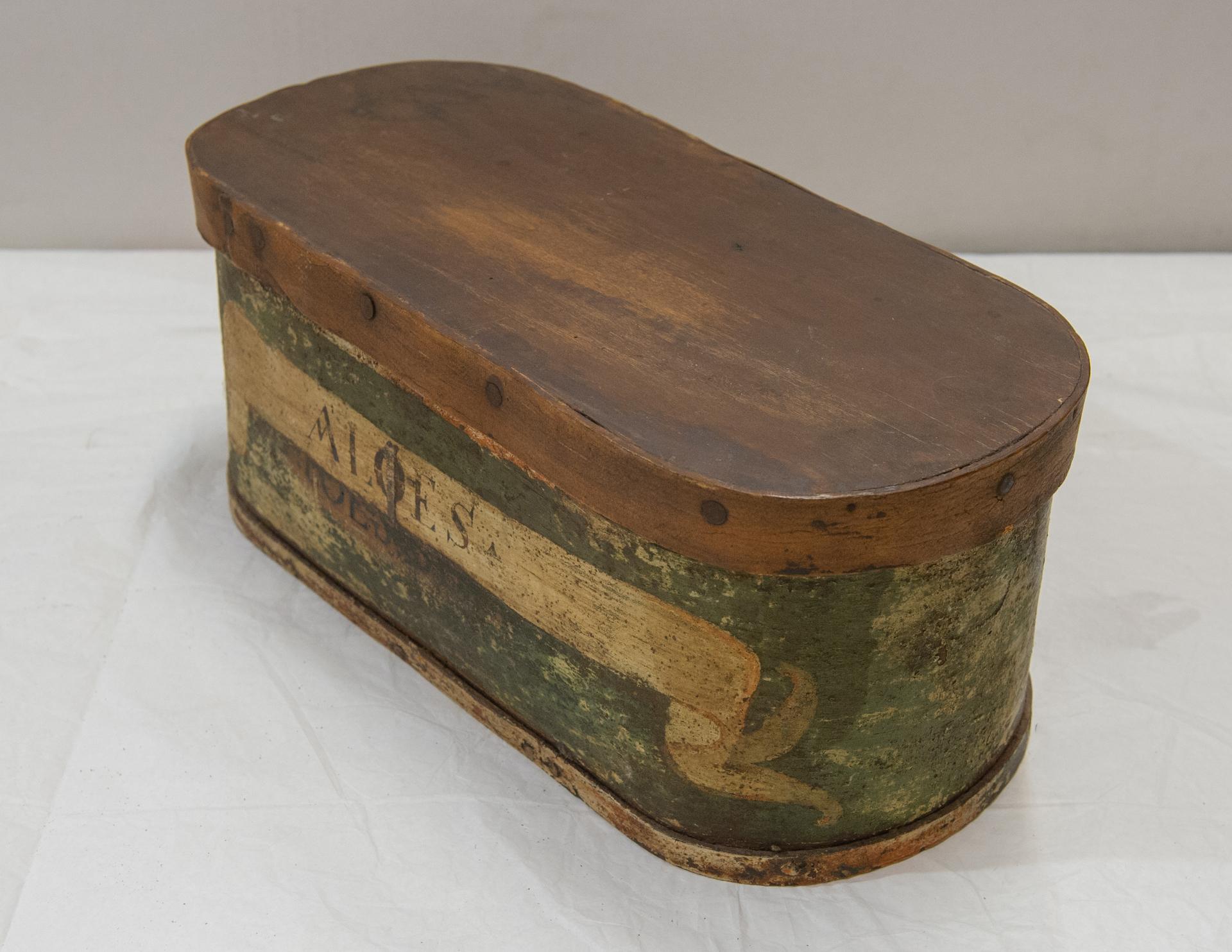 Oval Wooden Apothecary or Pharmacy Pair Boxes For Sale 2