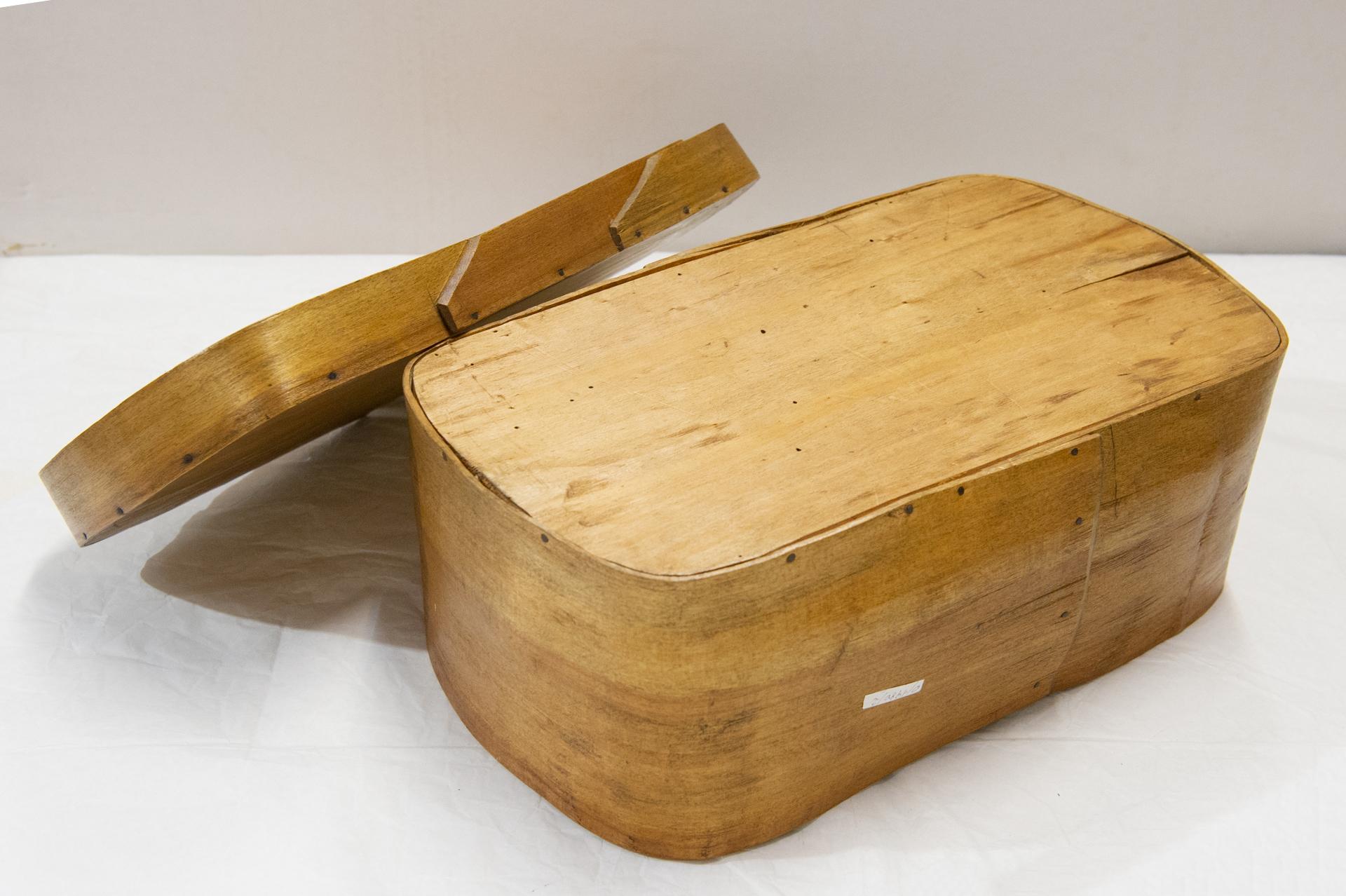 Oval Wooden Apothecary Boxes Set For Sale 5