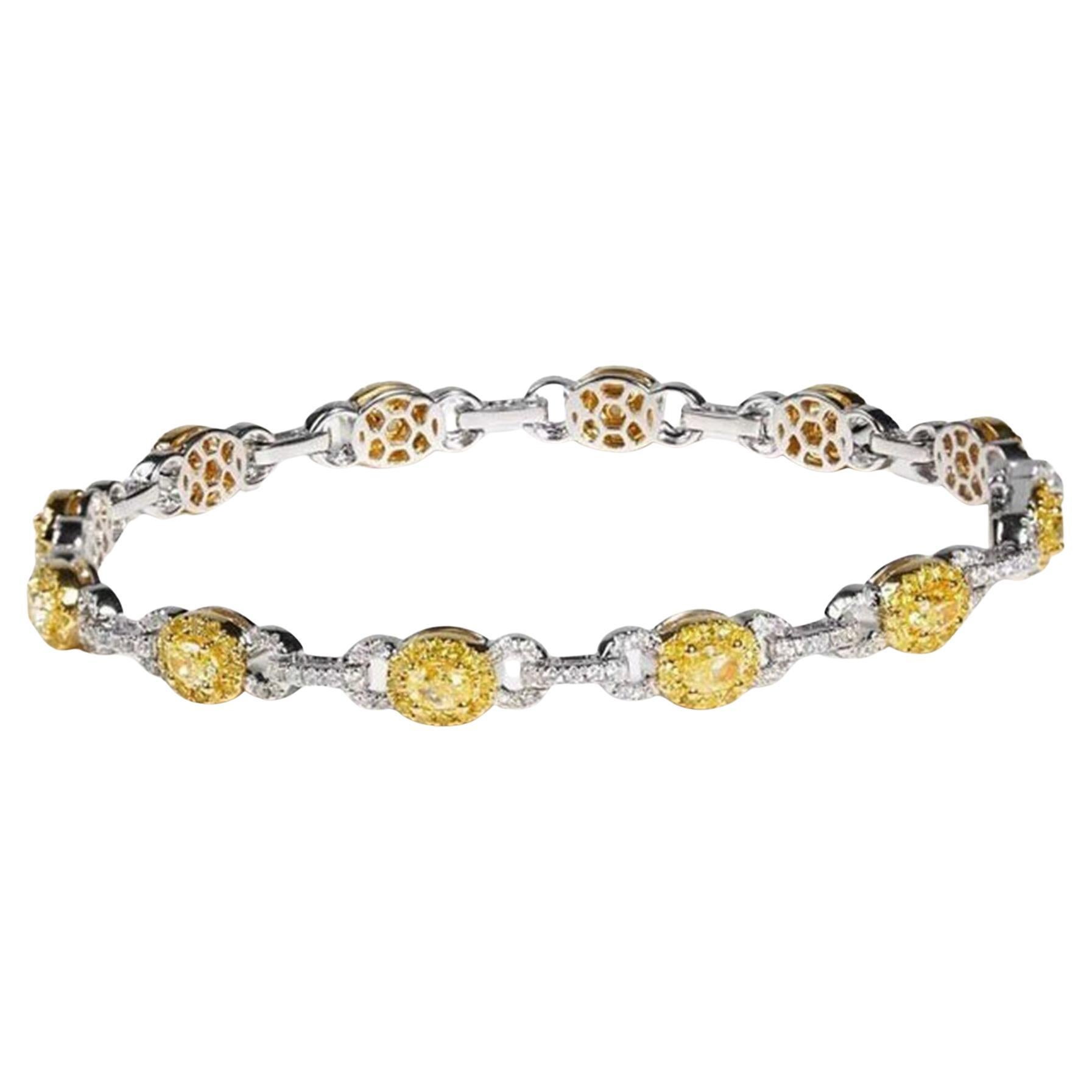 Oval Yellow 18K Yellow Gold Diamond Tennis Bracelet For Sale