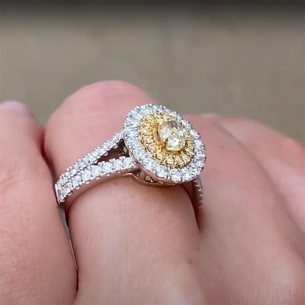 Art Déco Anello con doppio diamante giallo ovale (circa 0,40 carati), oro bianco 18 ct. in vendita