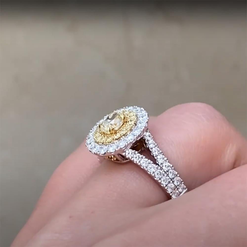 Taglio ovale Anello con doppio diamante giallo ovale (circa 0,40 carati), oro bianco 18 ct. in vendita
