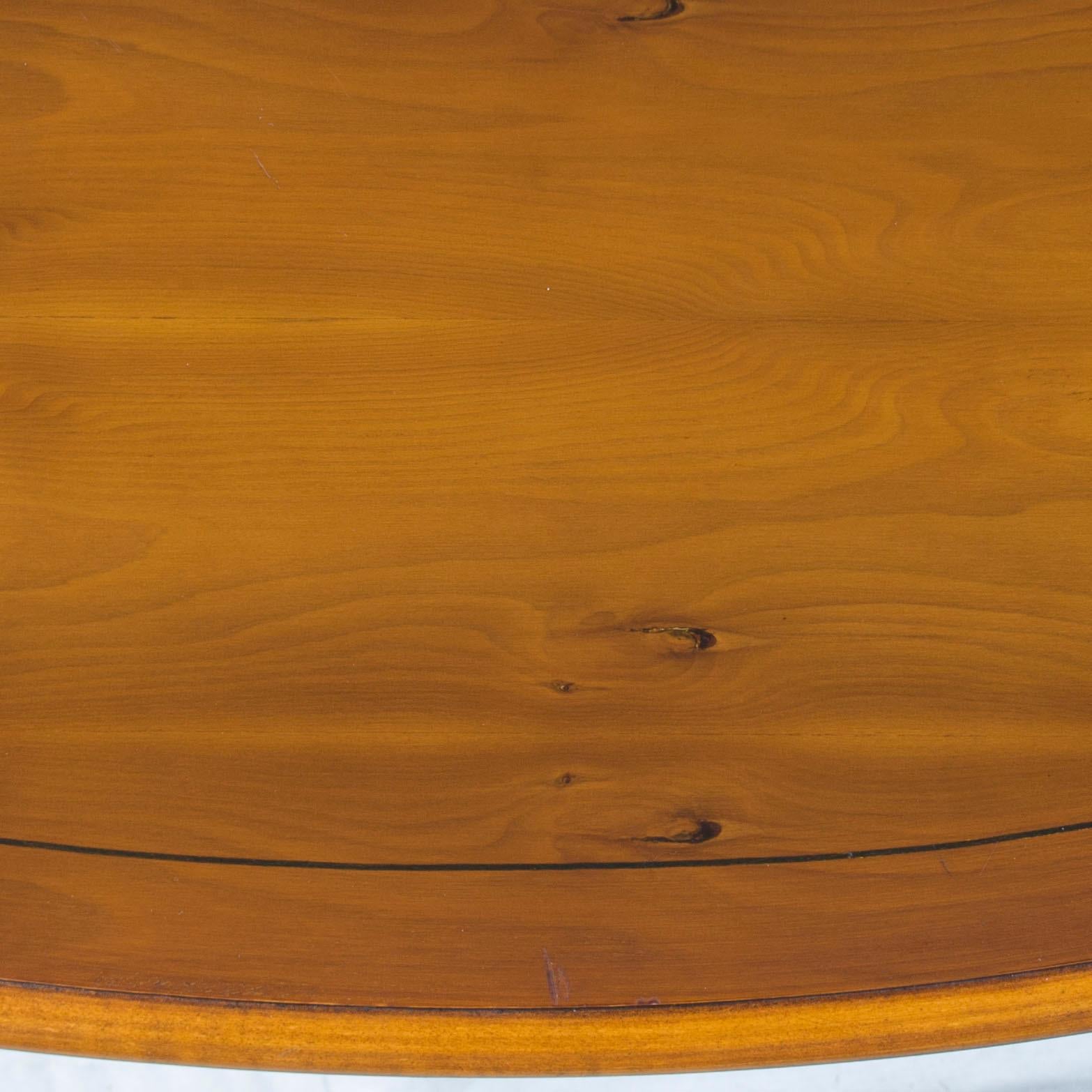 English Oval Yew Wood Pedestal Base Coffee Cocktail Table For Sale