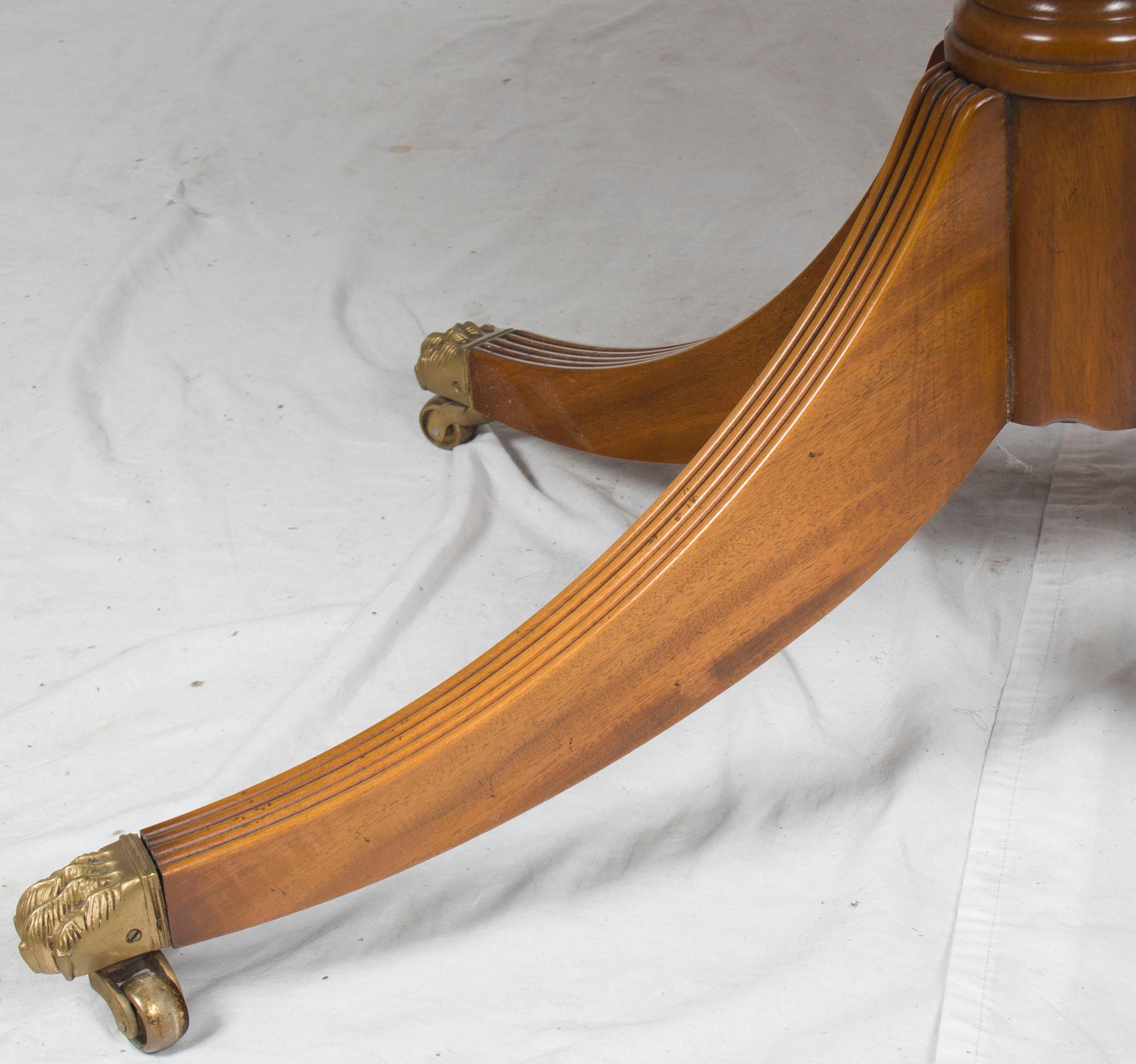 Georgian Oval Yew Wood Pedestal Dining Room Table with Leaf