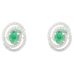 Regalo Pendientes de esmeralda ovalada de Zambia con doble halo de diamantes Oro blanco macizo de 14k