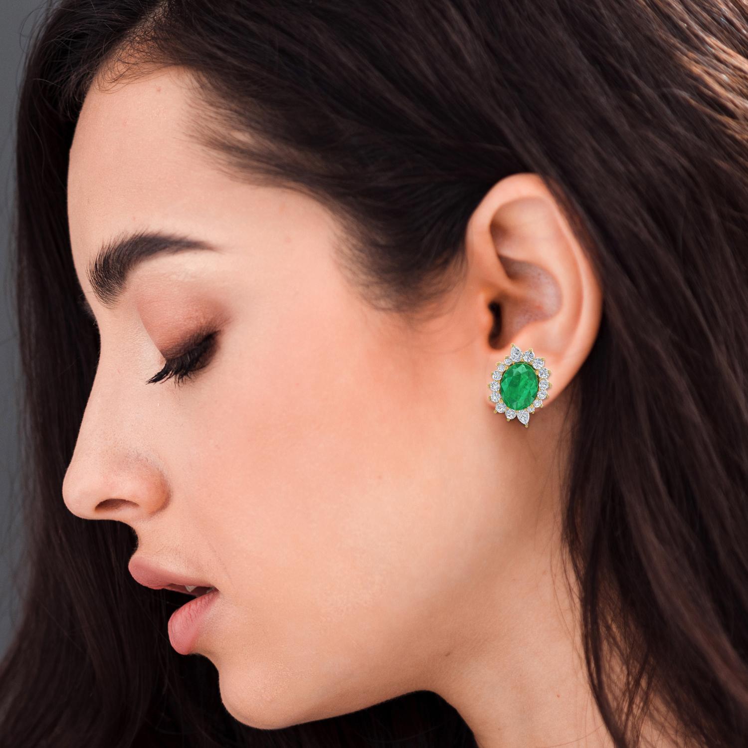 Oval Zambian Emerald Gemstone Earrings Diamond 18 Karat Yellow Gold Fine Jewelry For Sale 2