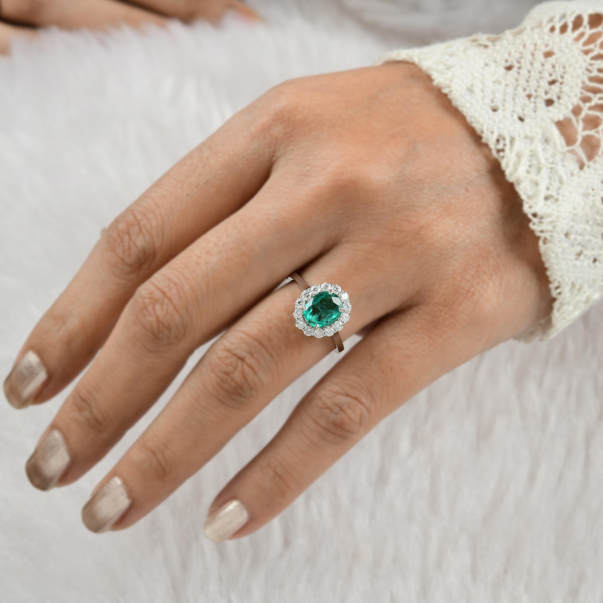 Oval Cut Oval Natural Emerald Gemstone Ring Round Diamond 18 Karat White Gold Jewelry For Sale