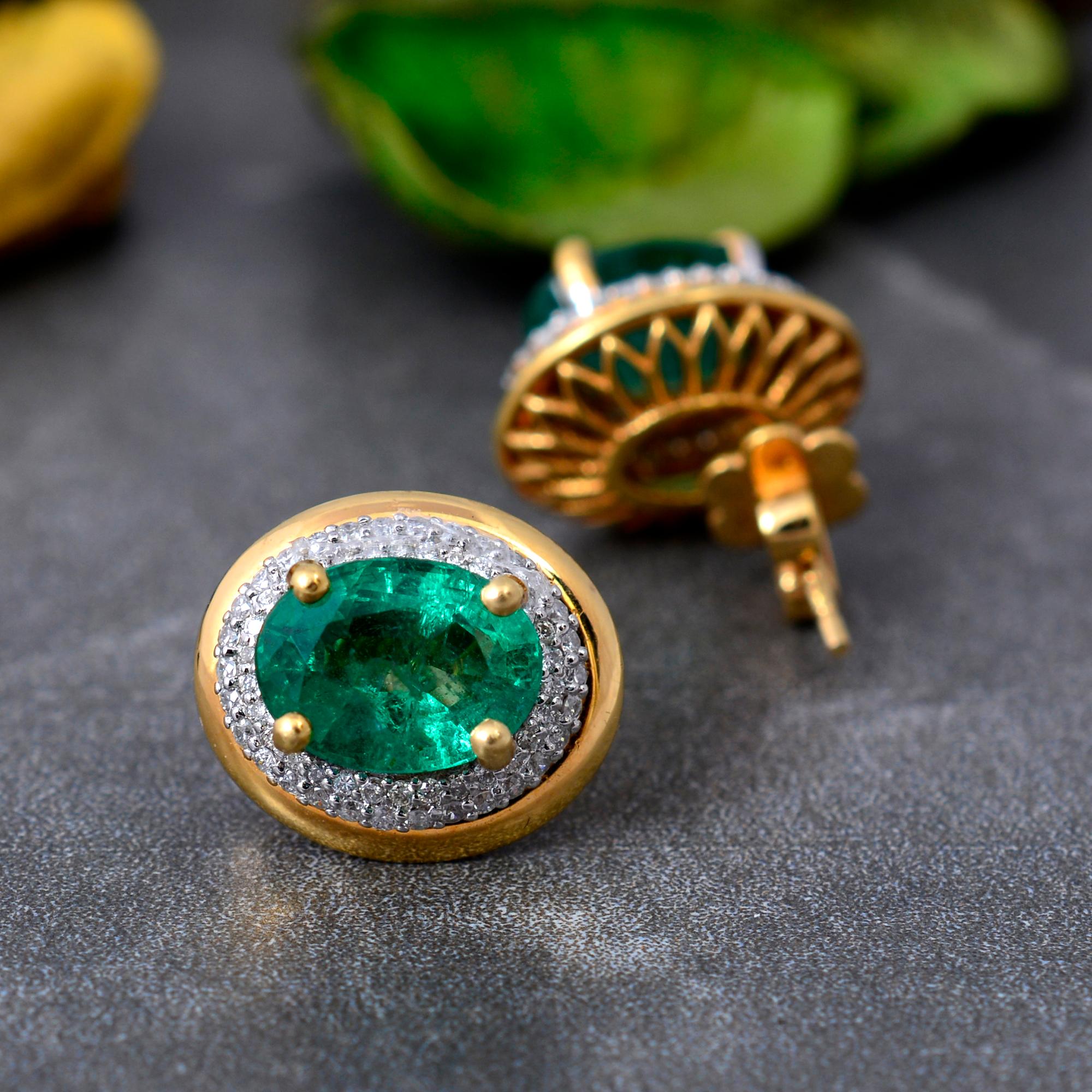 Modern Oval Natural Emerald Gemstone Stud Earrings Diamond Pave 18 Karat Yellow Gold For Sale