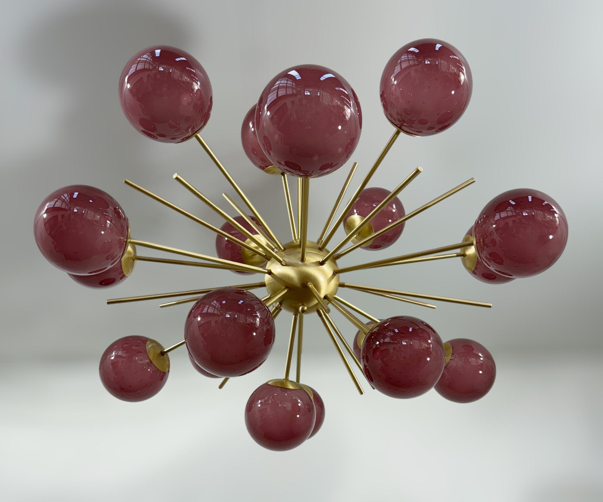 Ovale Diciotto Sputnik Kronleuchter von Fabio Ltd im Zustand „Neu“ im Angebot in Los Angeles, CA