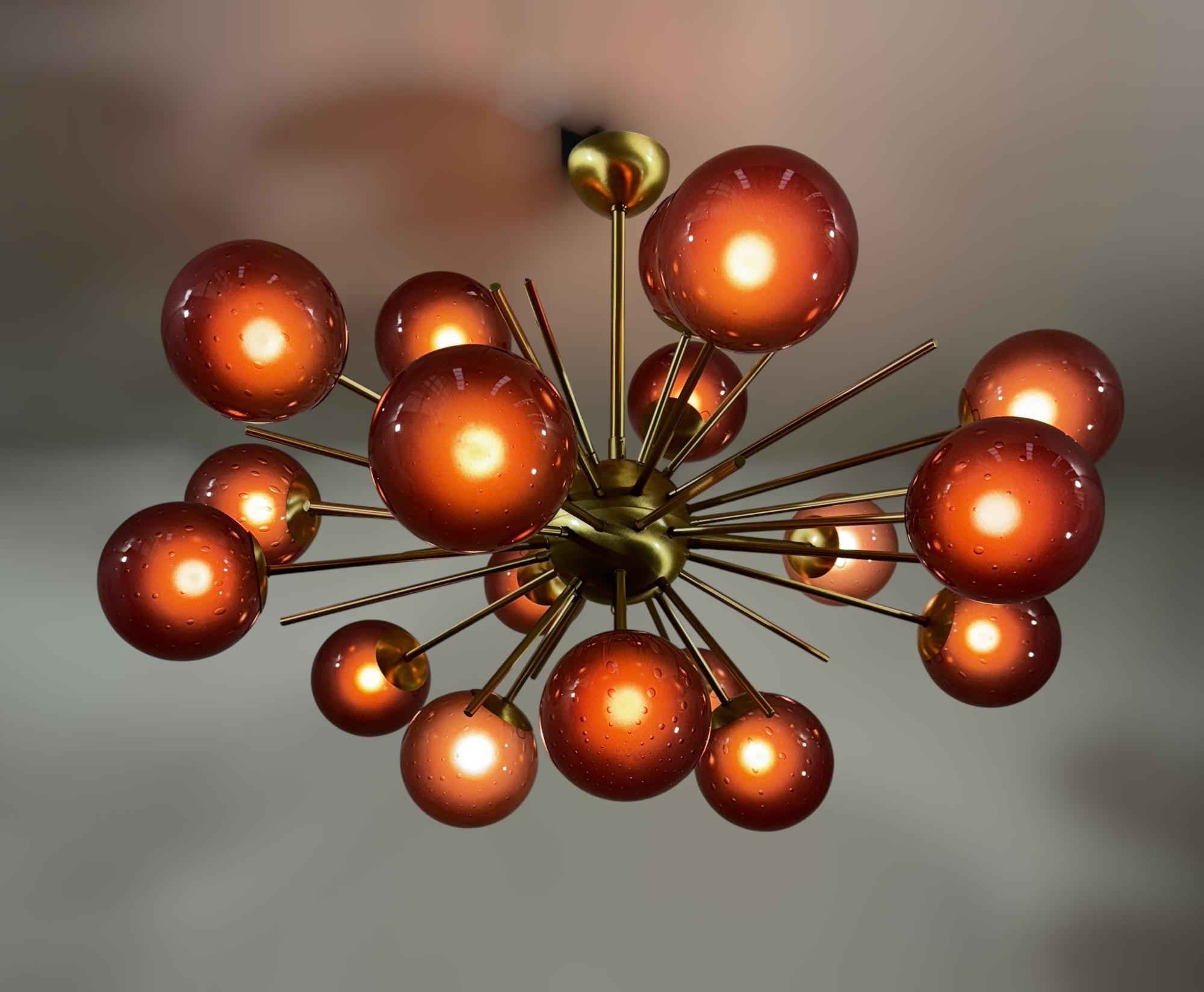 Ovale Diciotto Sputnik Kronleuchter von Fabio Ltd (21. Jahrhundert und zeitgenössisch) im Angebot