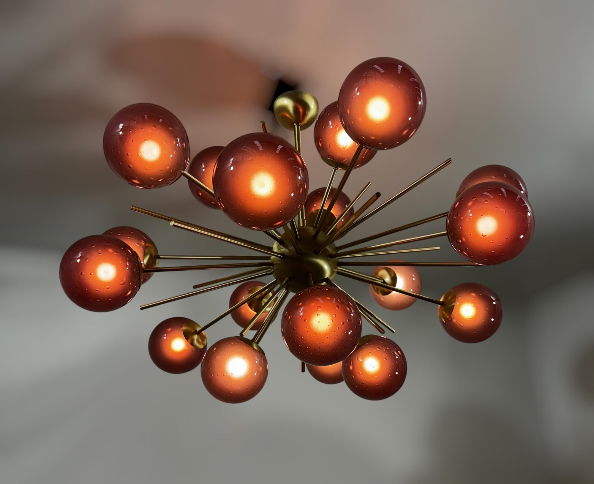 Ovale Diciotto Sputnik Kronleuchter von Fabio Ltd (Messing) im Angebot