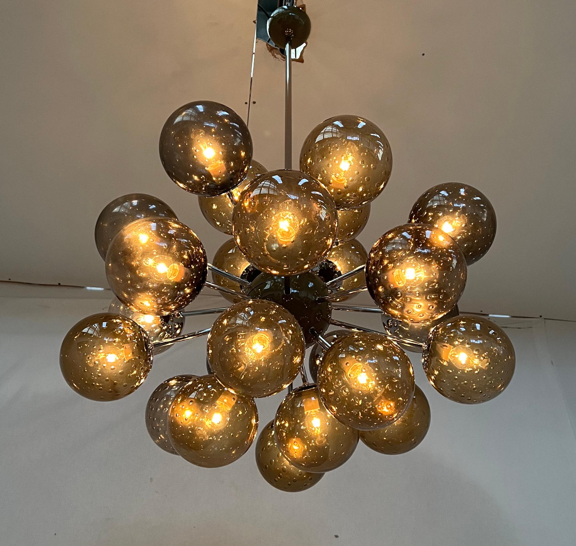 Ovale Sputnik Chandelier by Fabio Ltd For Sale 4