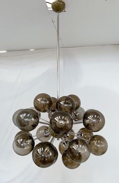 Ovale Sputnik Chandelier by Fabio Ltd