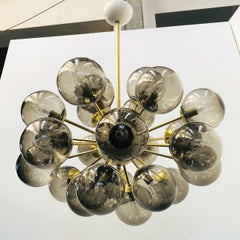 Ovale Sputnik Chandelier by Fabio Ltd