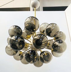 Ovale Sputnik Chandelier by Fabio Ltd