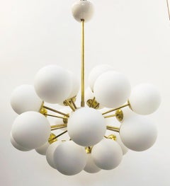 Ovale Sputnik Chandelier by Fabio Ltd
