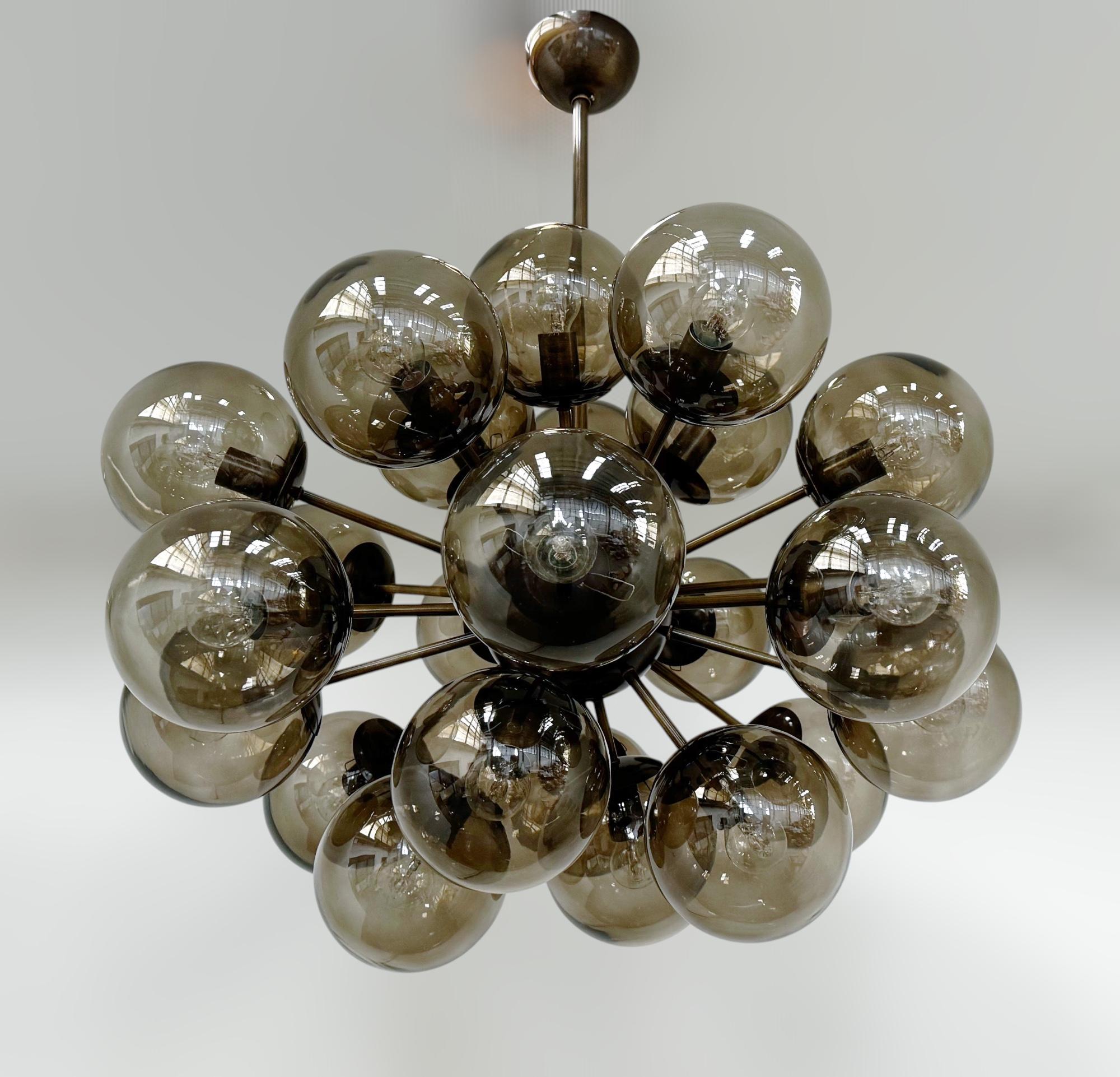 Italian Ovale Sputnik Chandelier by Fabio Ltd For Sale