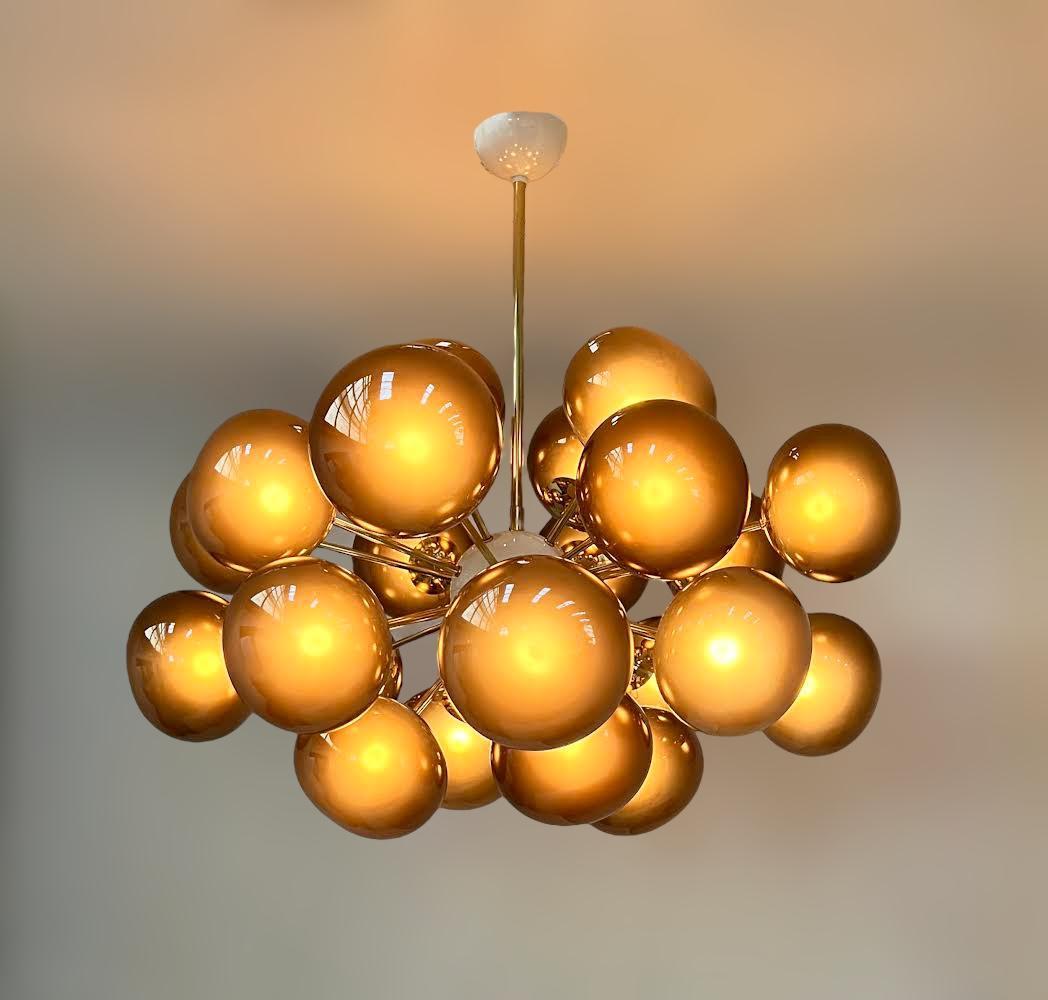 XXI secolo e contemporaneo Lampadario Ovale Sputnik di Fabio Ltd in vendita