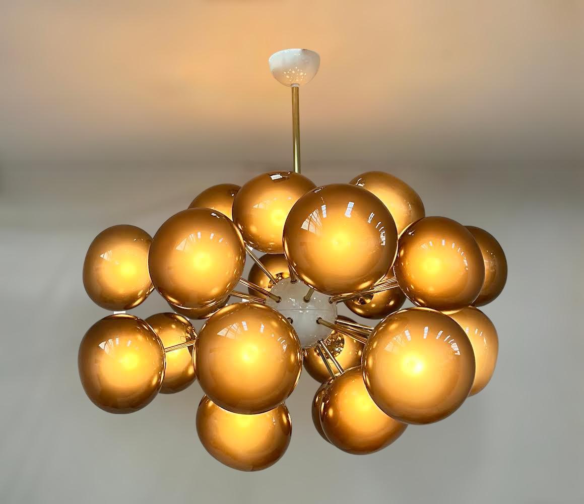 Lampadario Ovale Sputnik di Fabio Ltd in vendita 1