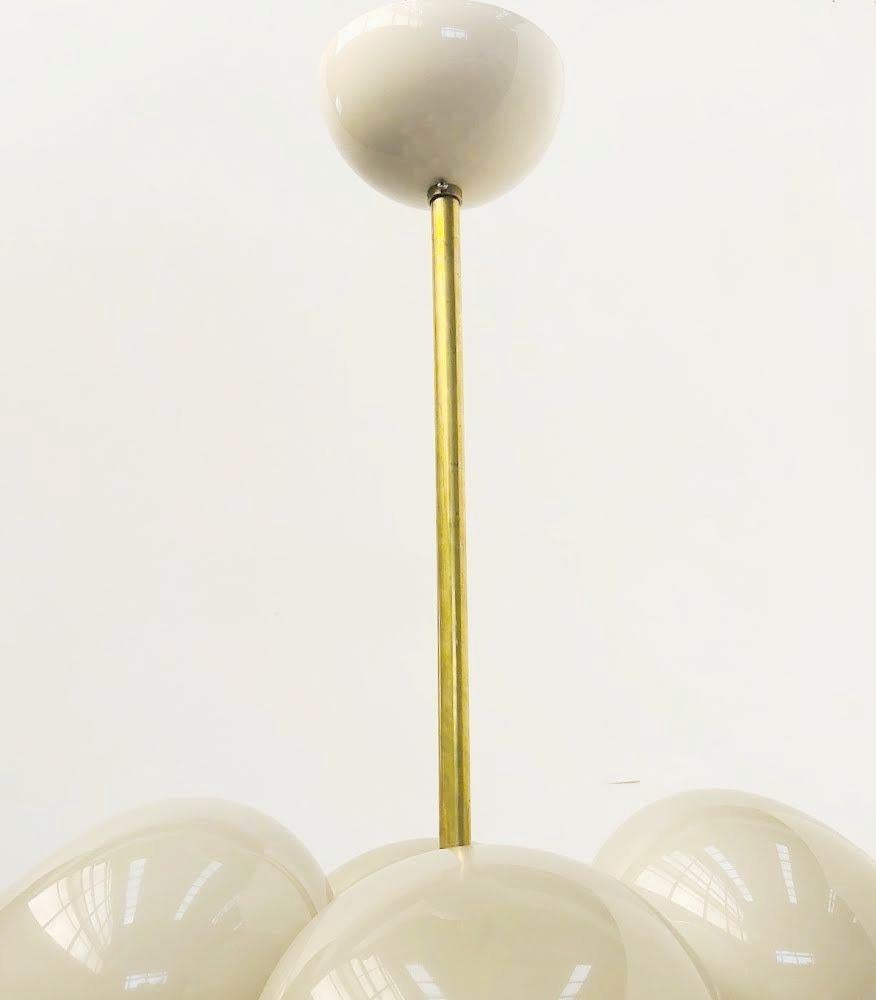 Lampadario Ovale Sputnik di Fabio Ltd in vendita 2