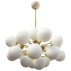 Ovale Sputnik Chandelier by Fabio Ltd