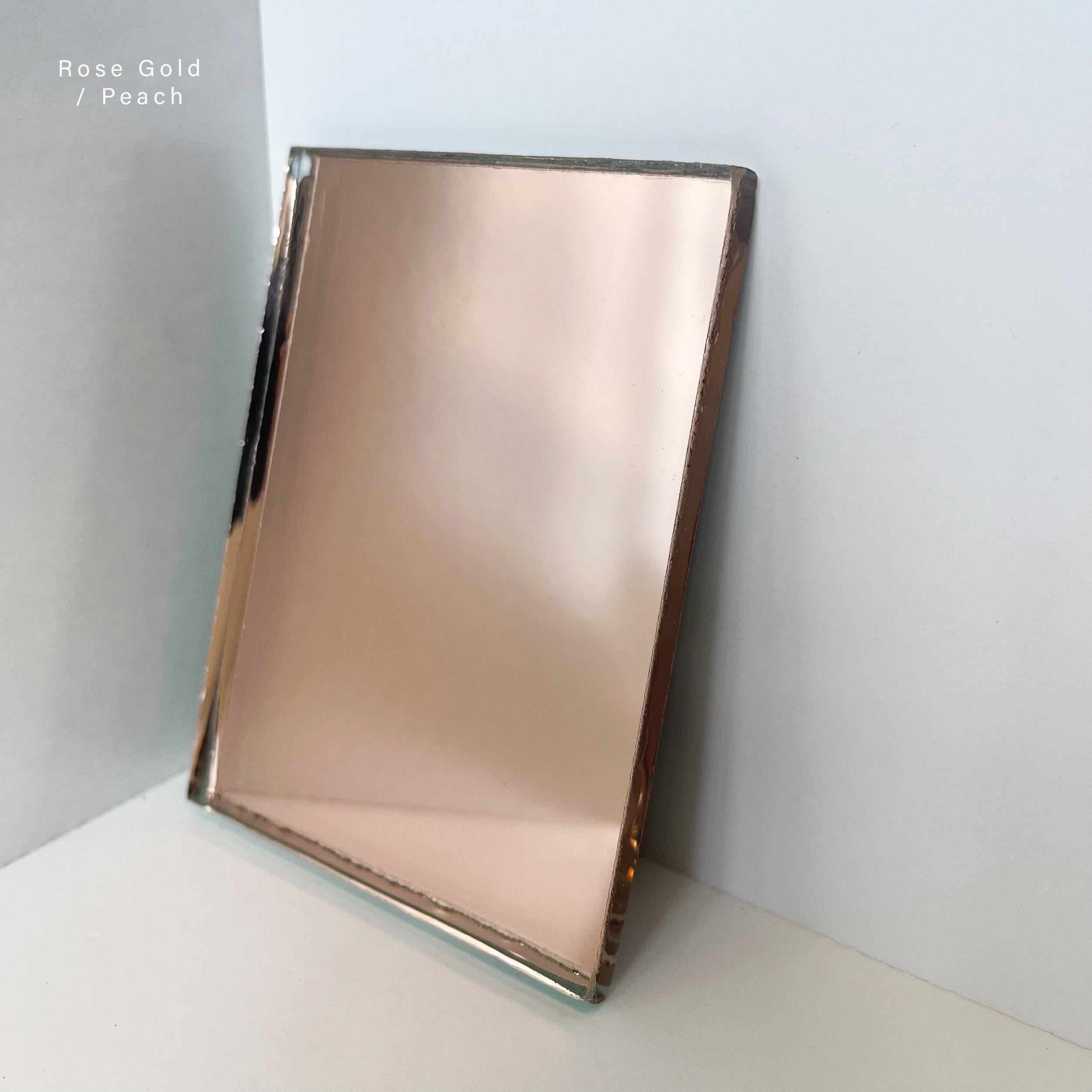 Ovalis Specchio moderno di forma ovale in oro rosa con cornice in rame, XL in vendita 3