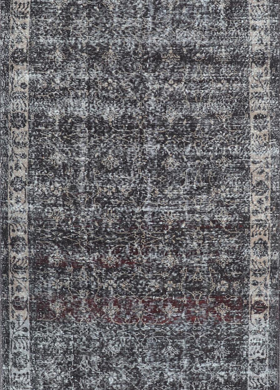 Gallery Over Dyed Oushak mit All-Over-Blumenmuster in Anthrazit, Creme und Grau im Angebot 6
