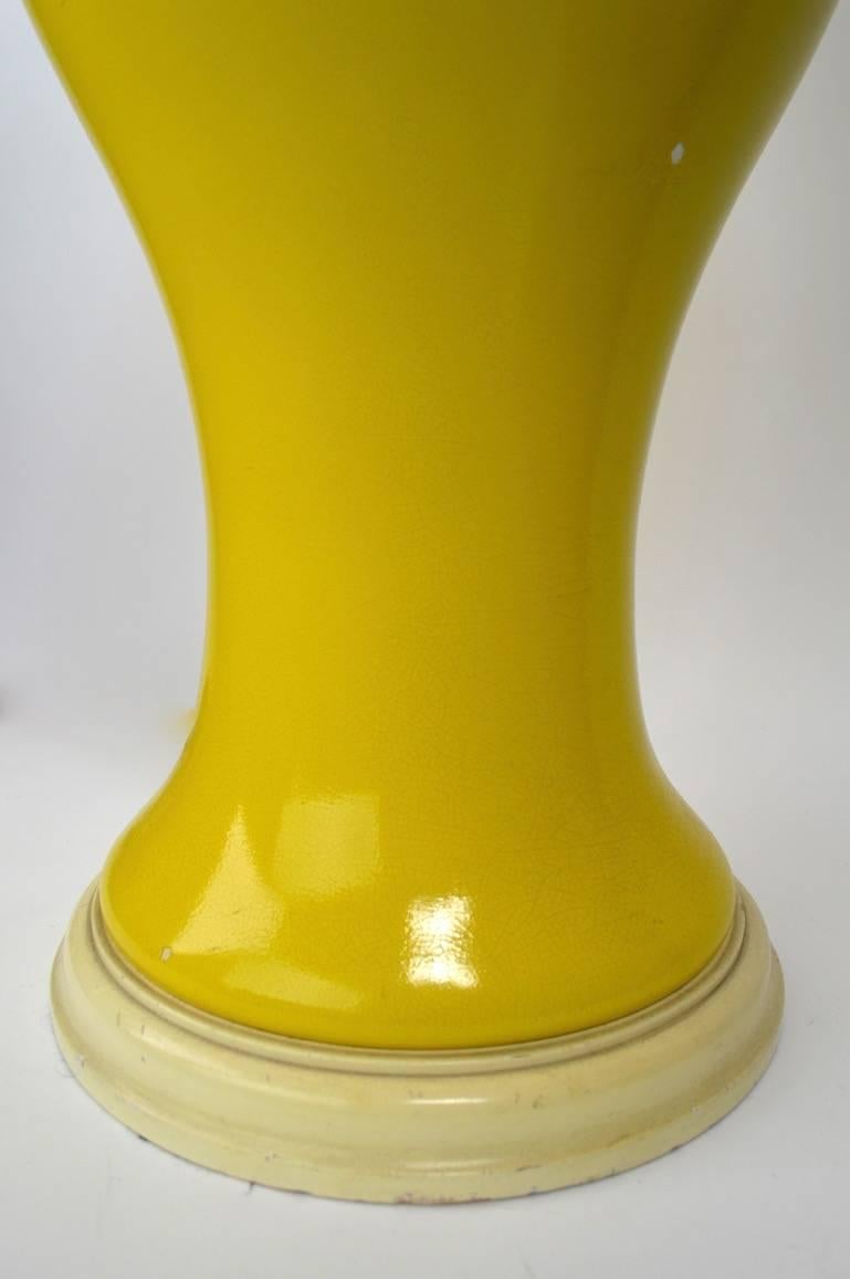 Mid-Century Modern Over Scale Table Lamp of Ginger Jar Form For Sale
