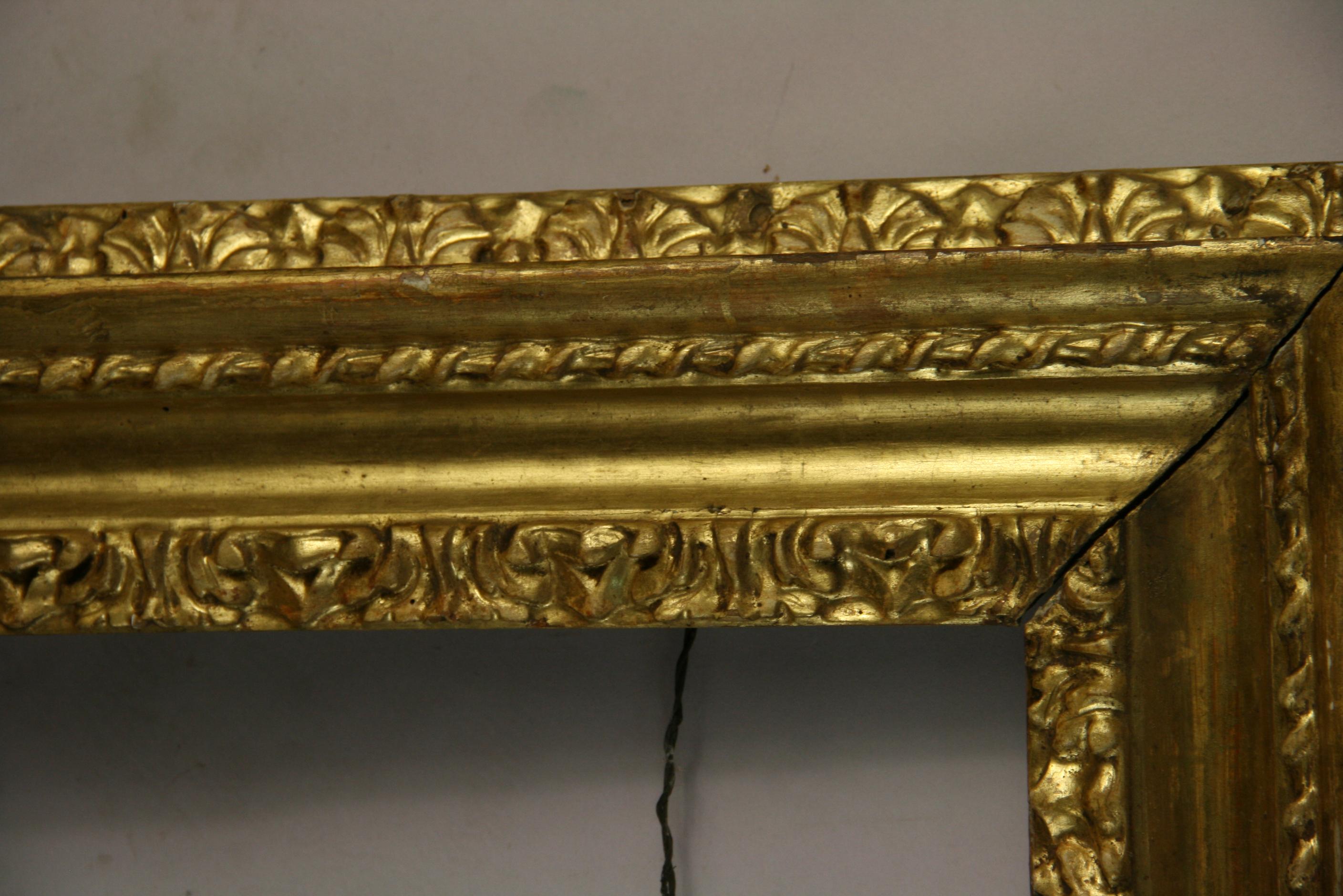 Cadre surdimensionné en bois doré à l'eau italien du 19e siècle en vente 1