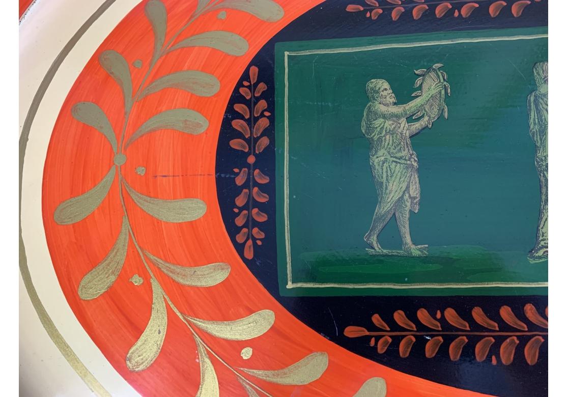 Bandeja ovalada de tole neoclásico italiano pintada a mano de gran tamaño Metal en venta