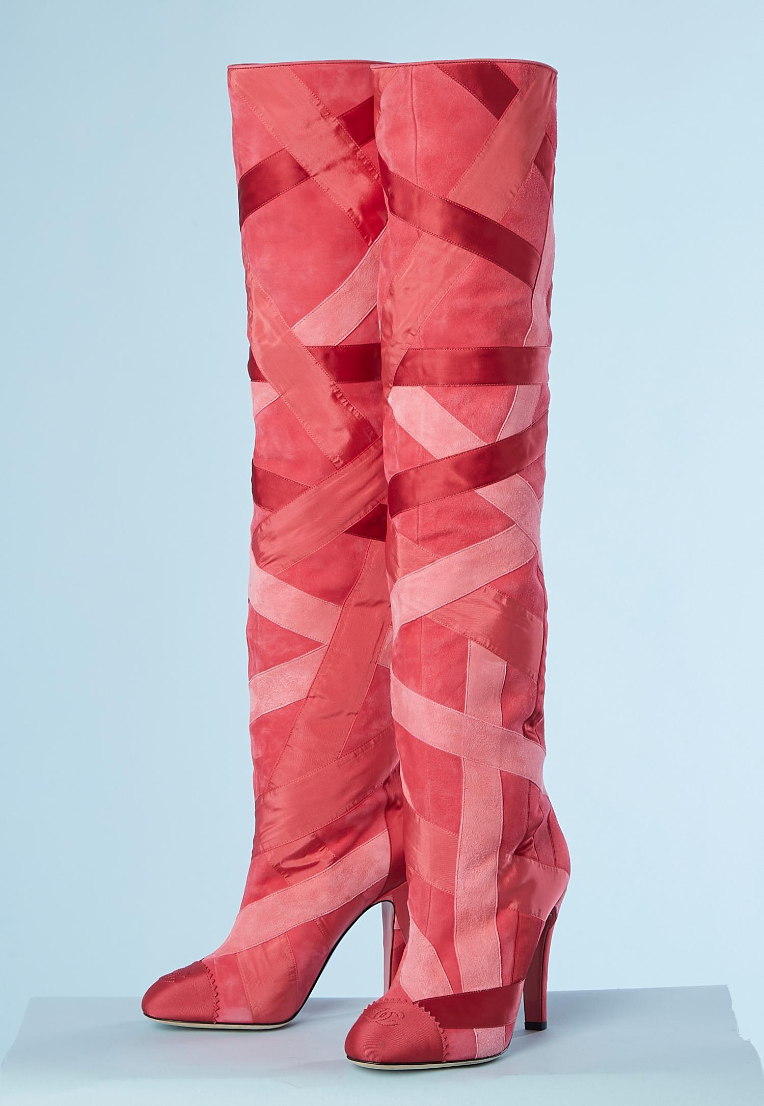 Over -the- knee boots in satin, gros-grain and suede ribbons patchwork. Branded 