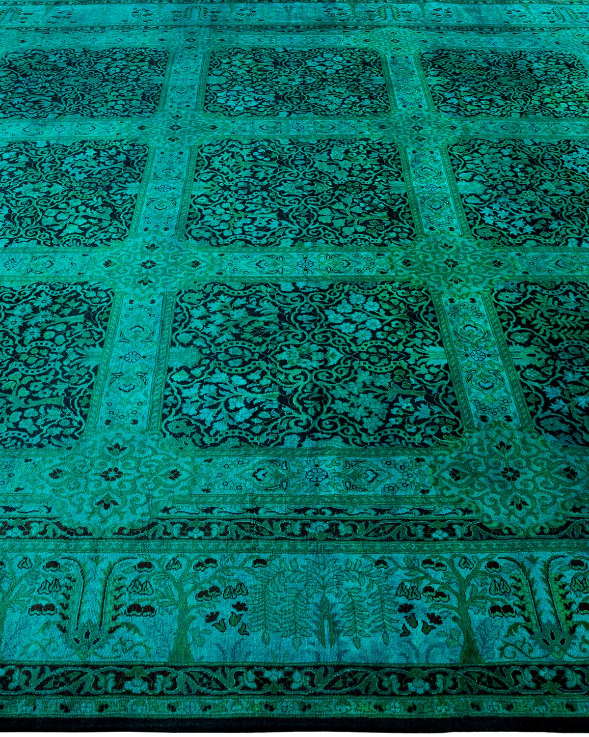 Tapis Overdyed en laine nouée à la main Noir Neuf - En vente à Norwalk, CT