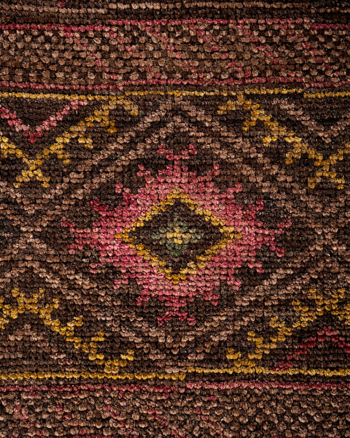 Pakistano Tappeto da giardino Overdyed in lana marrone annodato a mano in vendita