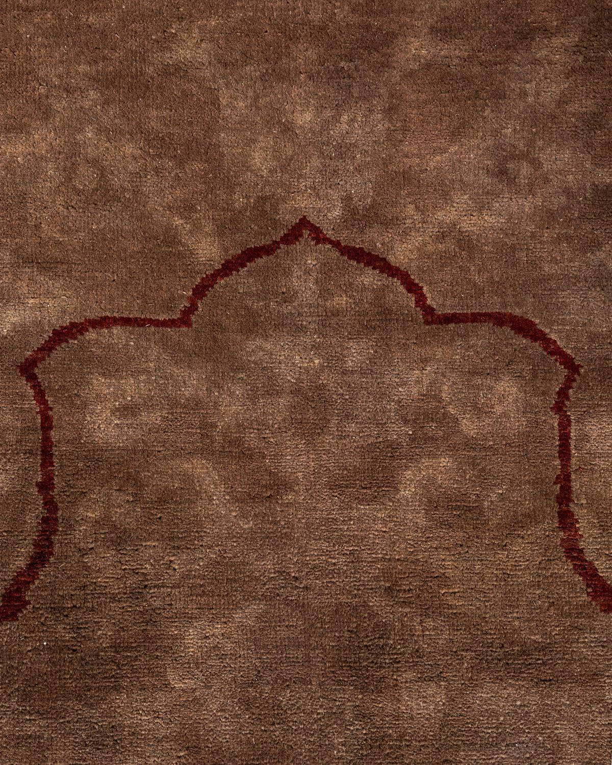 Brauner handgeknüpfter Wollteppich mit Färbung (Pakistanisch) im Angebot