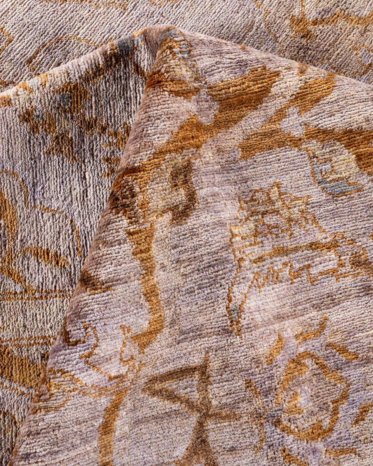 Brauner handgeknüpfter Wollteppich mit Färbung im Angebot 1