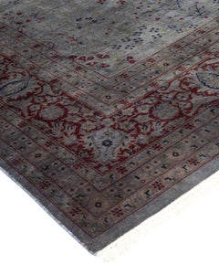 Traditional Gray Hand-Knotted Wool Area Rug from Pakistan