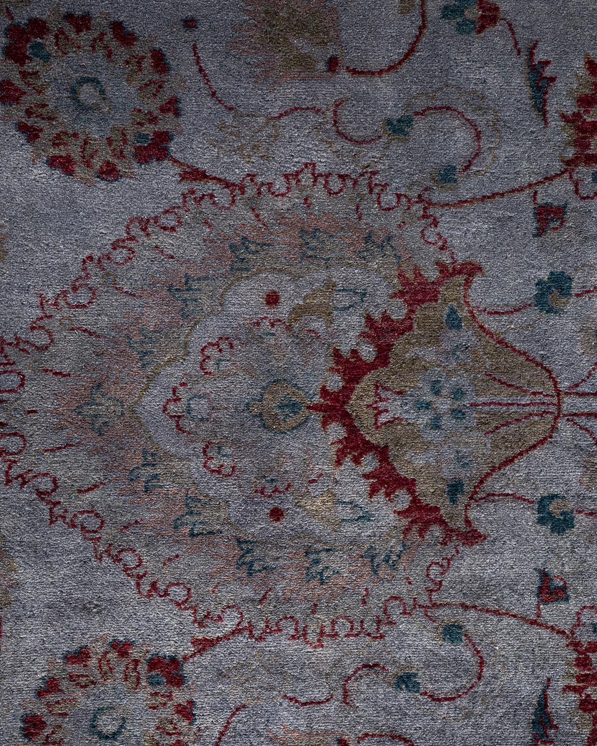Pakistanais Tapis Overdyed en laine grise nouée à la main en vente