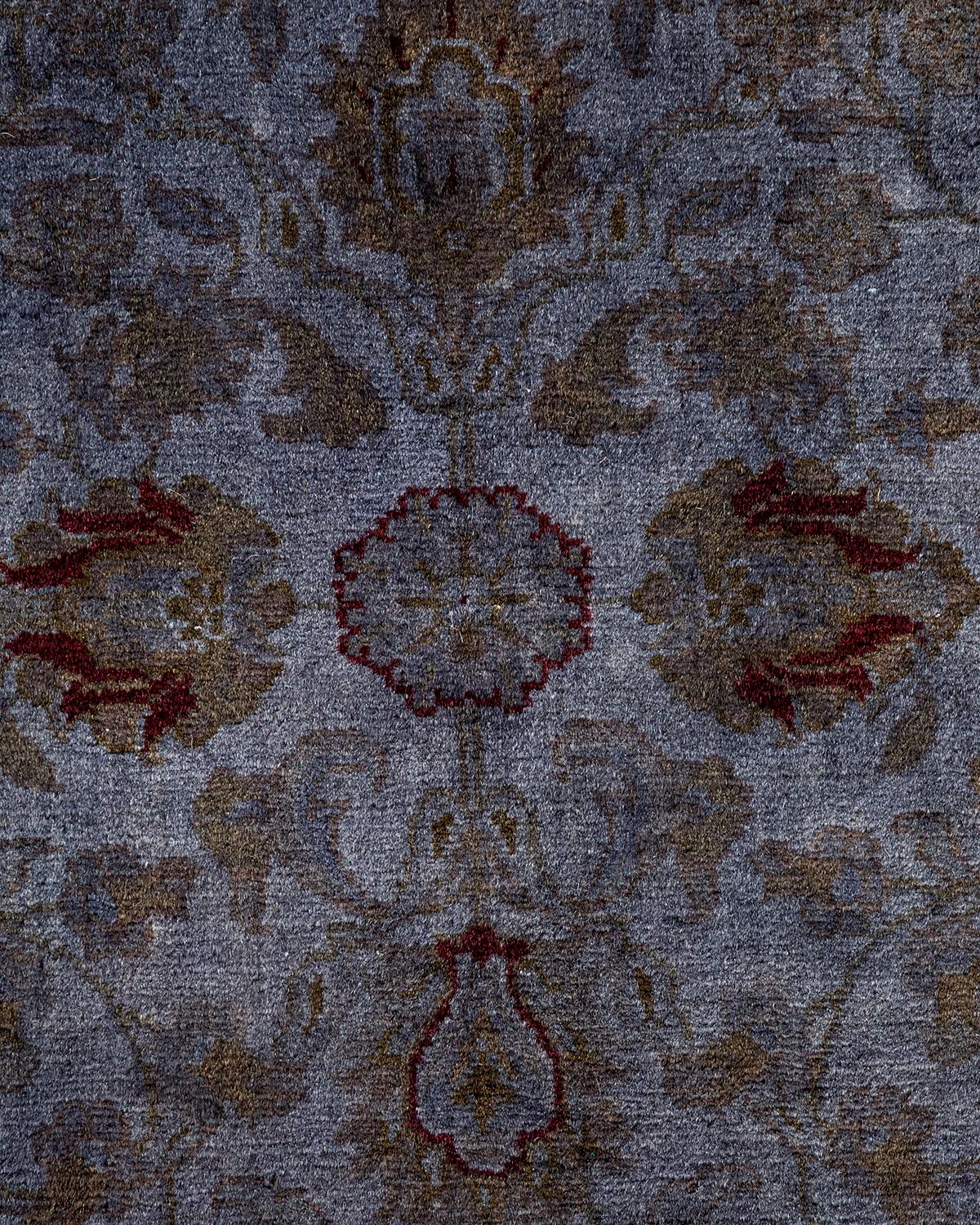Pakistanais Tapis Overdyed en laine grise nouée à la main en vente